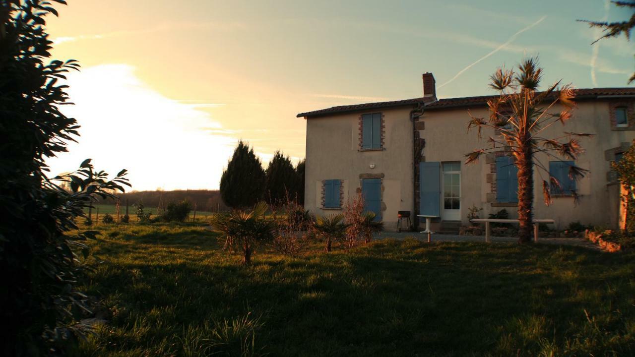 Villa Le Beugnon à La Pommeraie-sur-Sèvre Extérieur photo