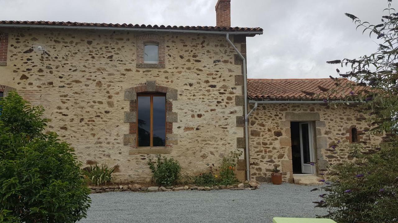 Villa Le Beugnon à La Pommeraie-sur-Sèvre Extérieur photo